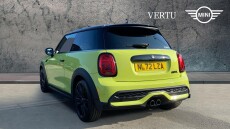 MINI Hatchback 2.0 Cooper S Exclusive 3dr Auto Petrol Hatchback